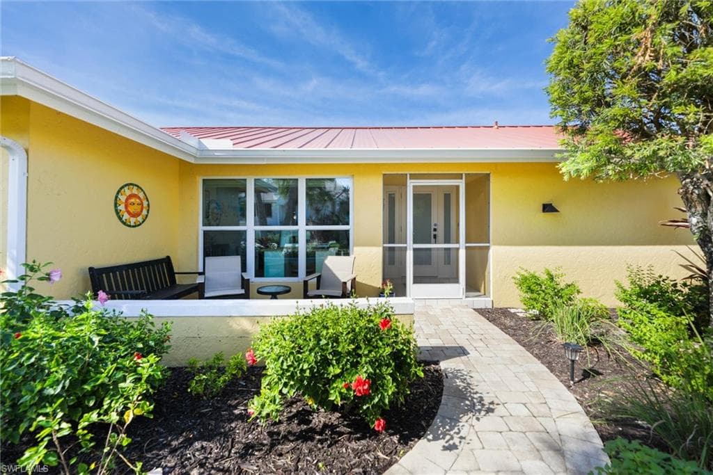 1264 Par View DR, SANIBEL FL 33957-32