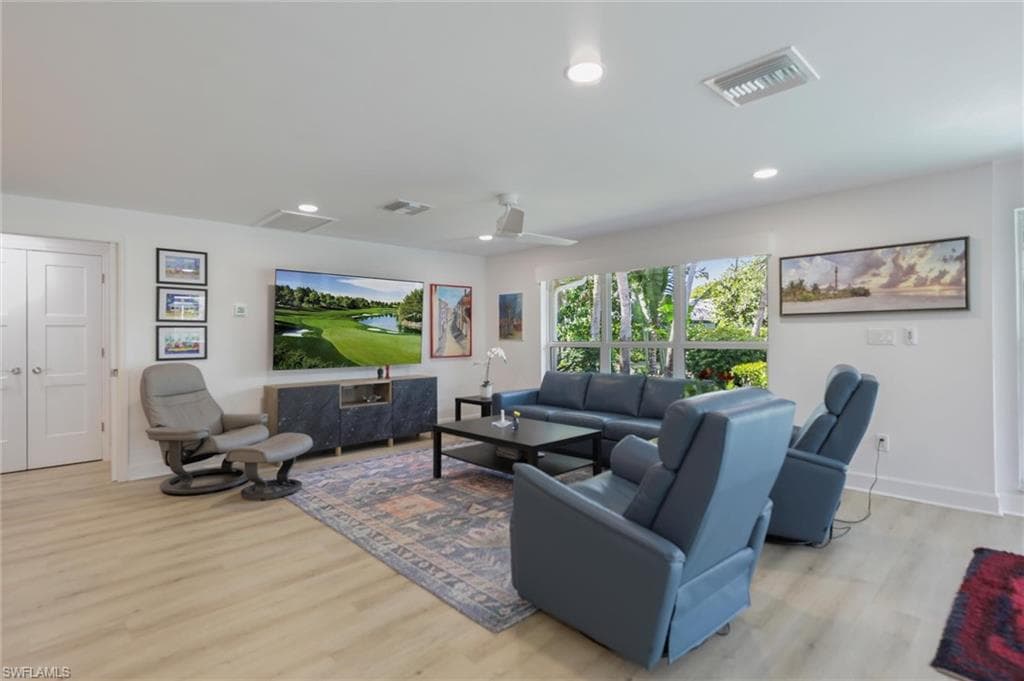 1264 Par View DR, SANIBEL FL 33957-39