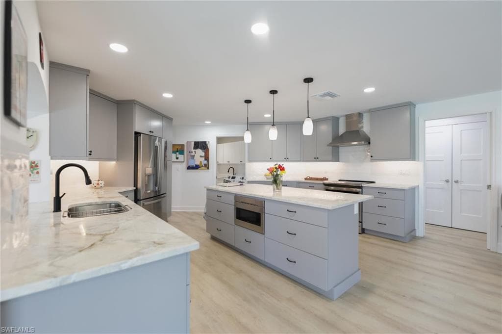 1264 Par View DR, SANIBEL FL 33957-3