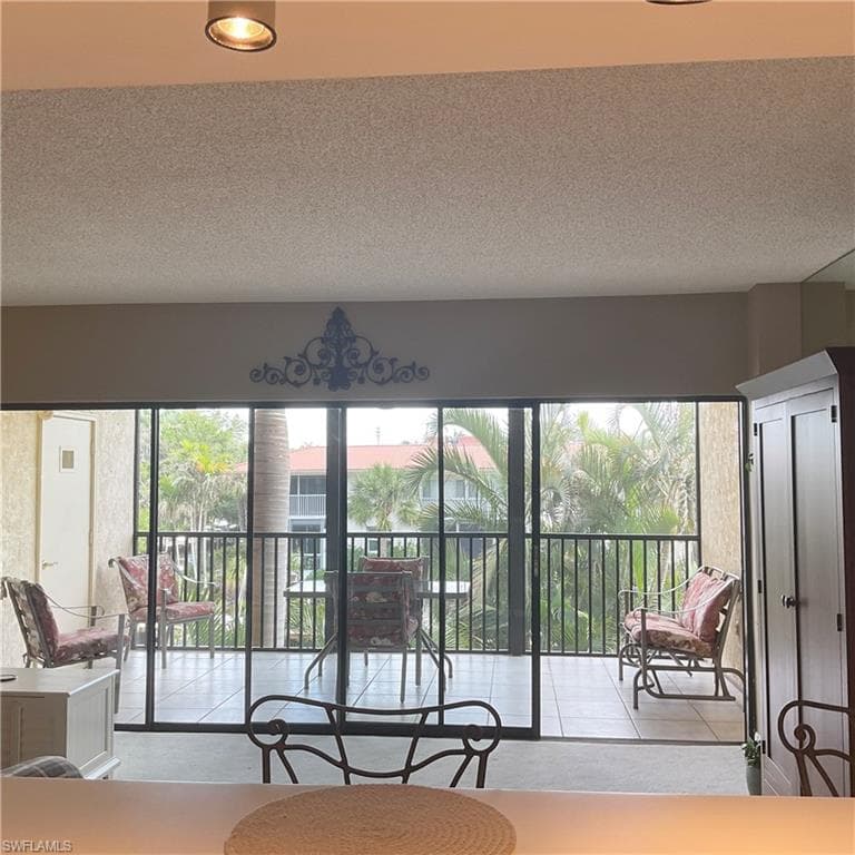 1165 Clam CT # 7, NAPLES FL 34102-12