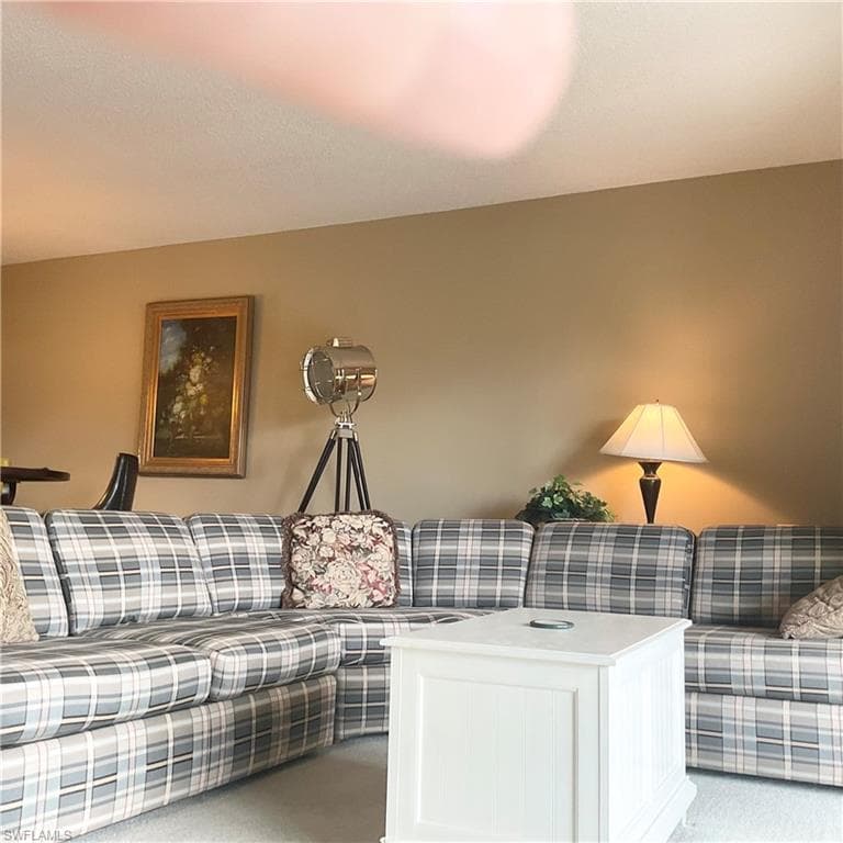 1165 Clam CT # 7, NAPLES FL 34102-6