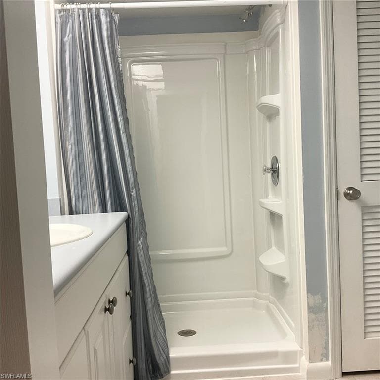 1165 Clam CT # 7, NAPLES FL 34102-27