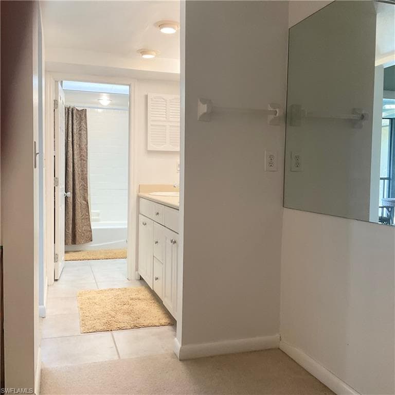 1165 Clam CT # 7, NAPLES FL 34102-20