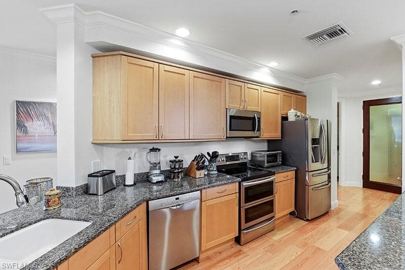 10620 Gulf Shore DR 202-6