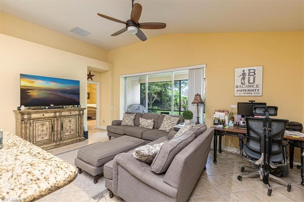 1674 Serrano CIR, NAPLES FL 34105-4