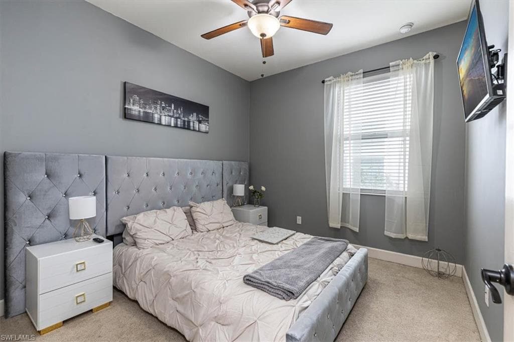 1674 Serrano CIR, NAPLES FL 34105-8