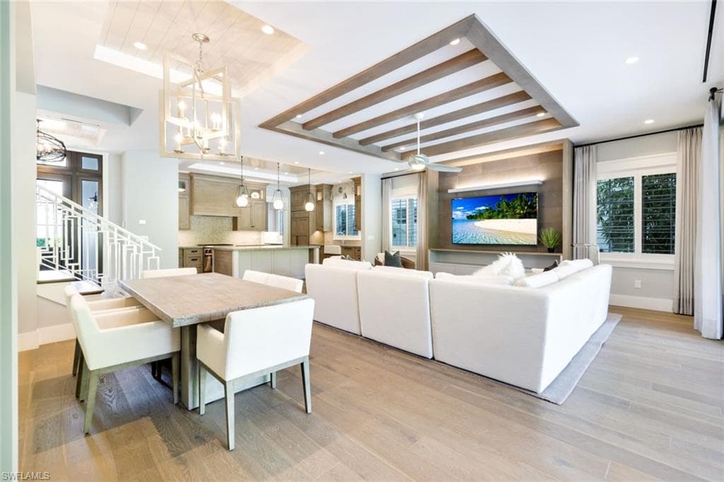 91 14th ST S, NAPLES FL 34102-11