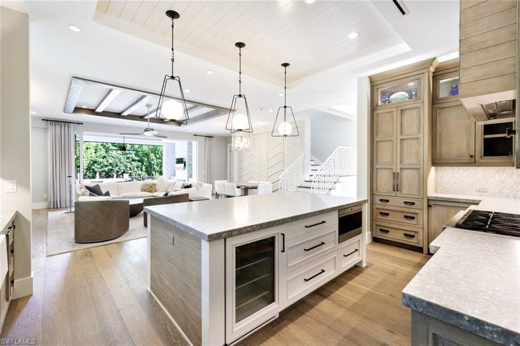 91 14th ST S, NAPLES FL 34102-13