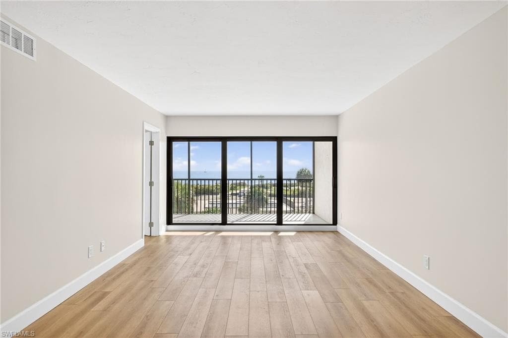 2737 W Gulf DR 222-14
