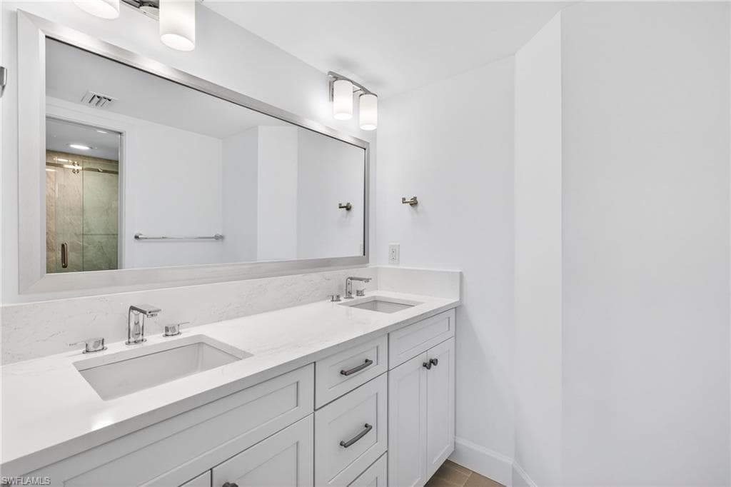 2737 W Gulf DR 222-24
