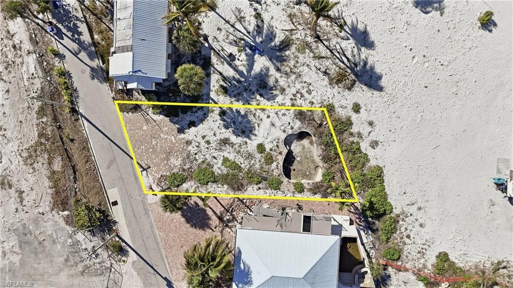 67 Miramar ST, FORT MYERS BEACH FL 33931-1