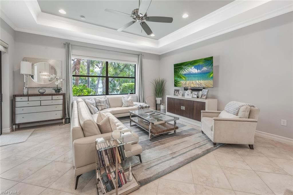6865 Il Regalo CIR, NAPLES FL 34109-18