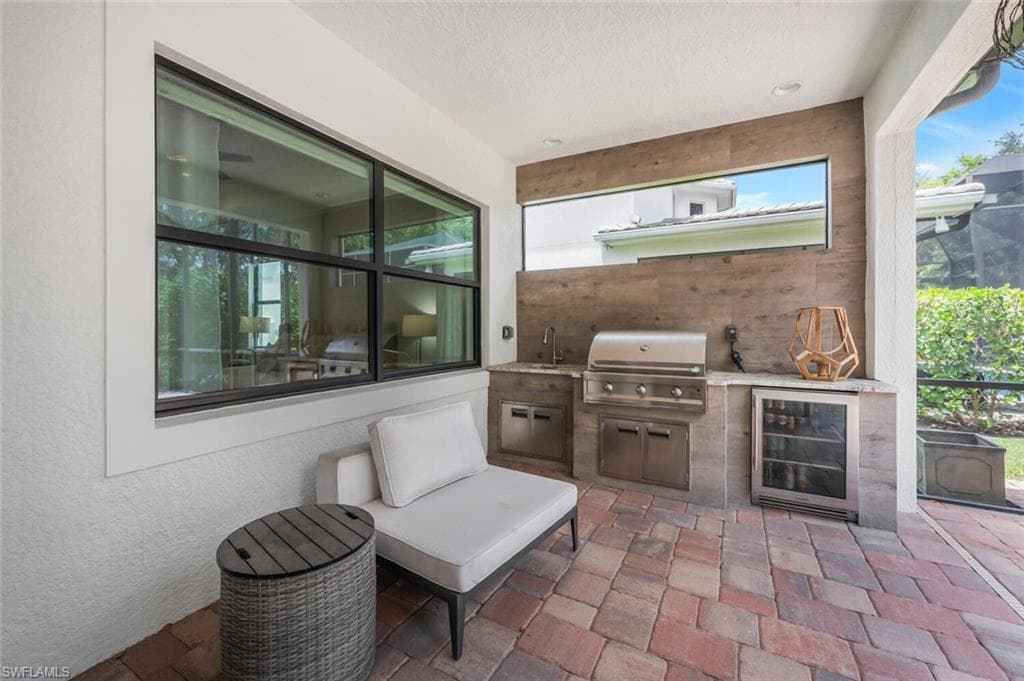 6865 Il Regalo CIR, NAPLES FL 34109-34