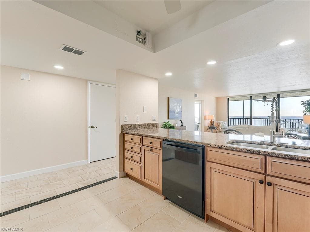 15031 Punta Rassa RD # 1103, FORT MYERS FL 33908-13