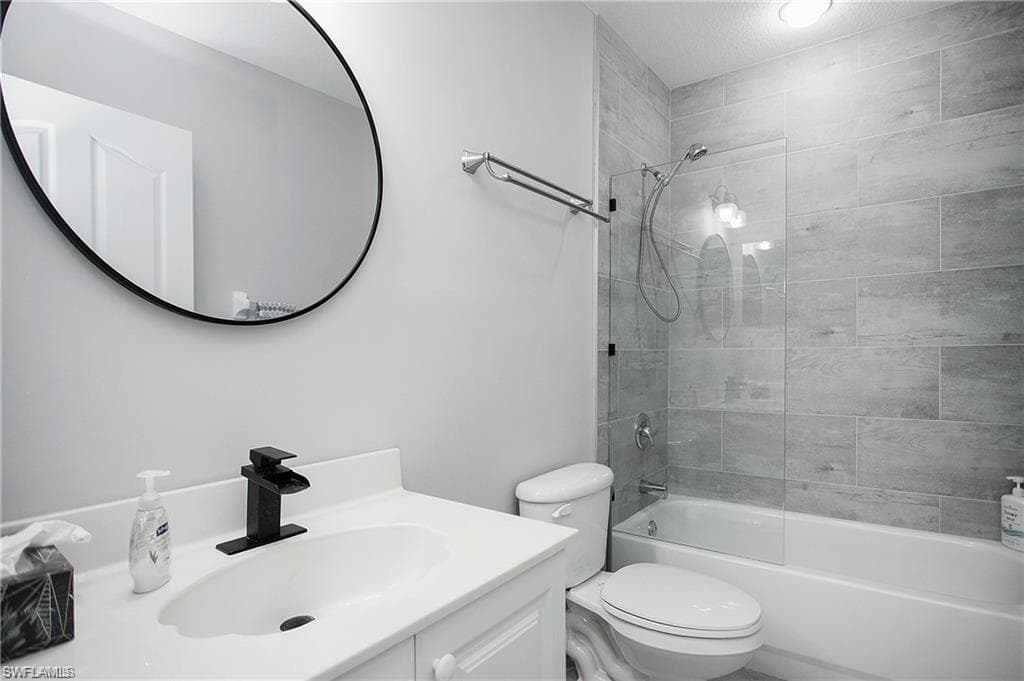 700 Diamond CIR # 706, NAPLES FL 34110-15