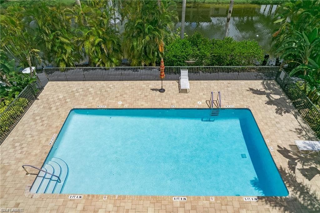 700 Diamond CIR # 706, NAPLES FL 34110-34