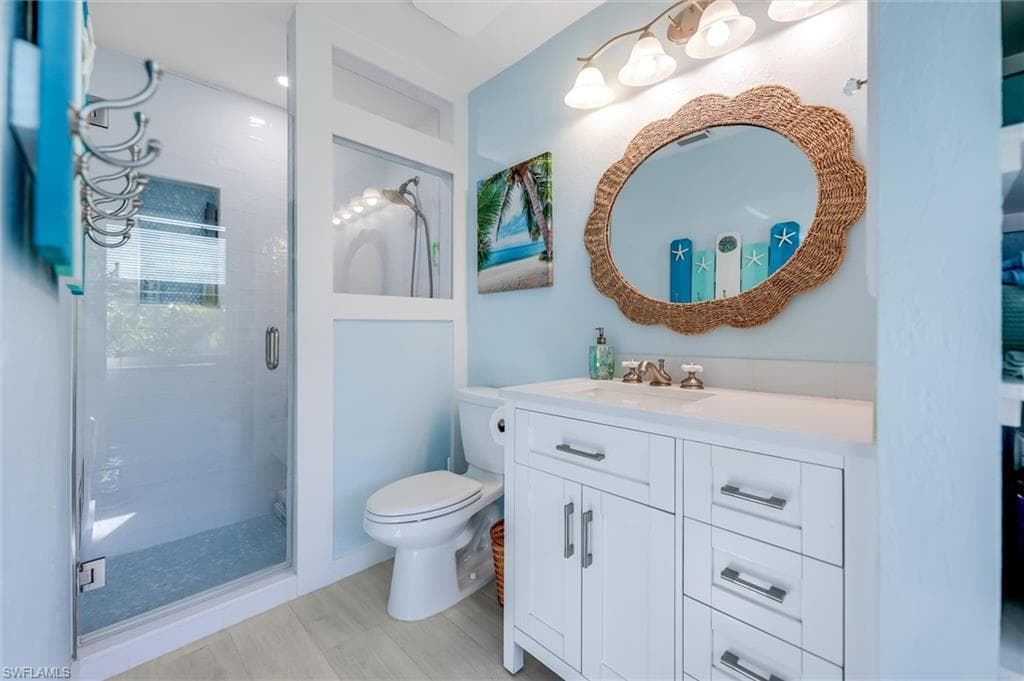 693 Emeril CT, SANIBEL FL 33957-42