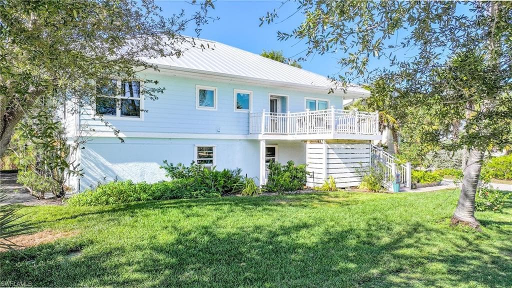 693 Emeril CT, SANIBEL FL 33957-21