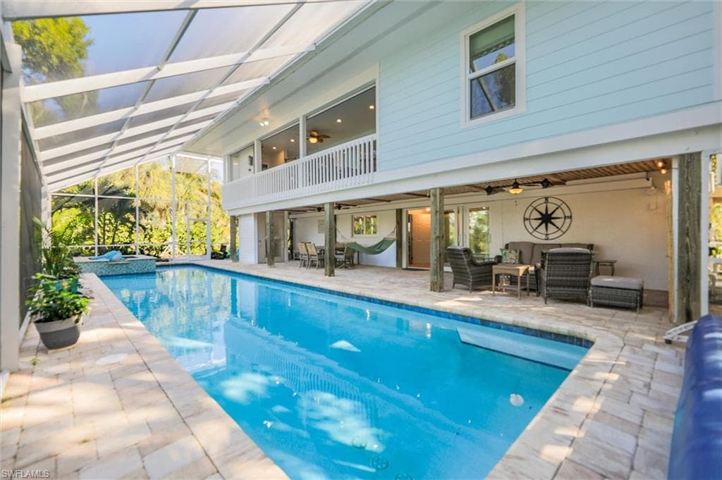 693 Emeril CT, SANIBEL FL 33957-9