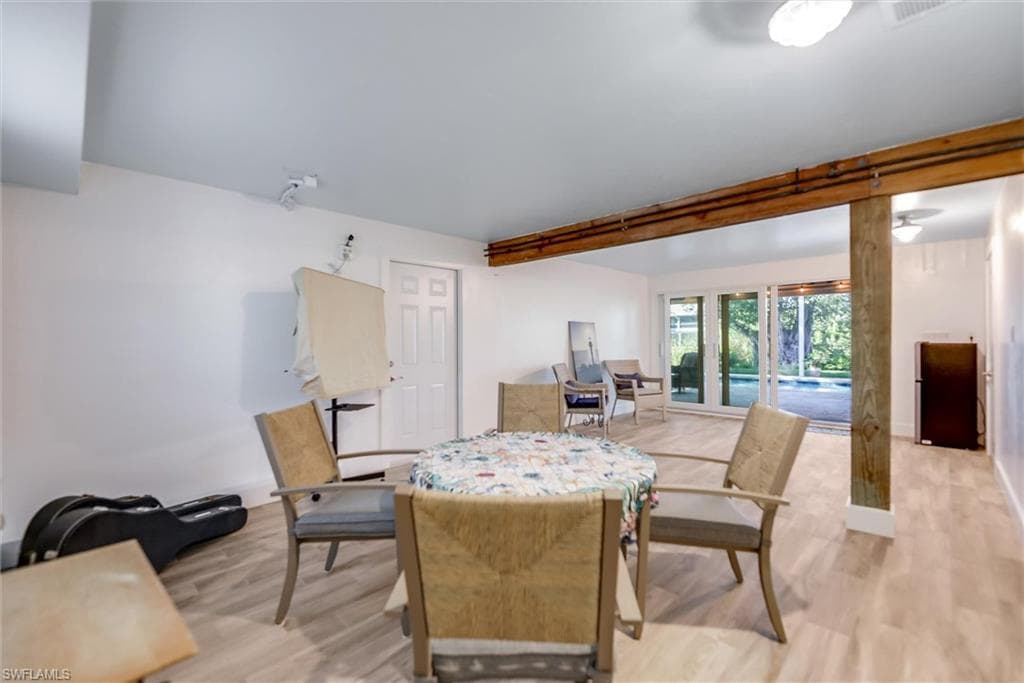 693 Emeril CT, SANIBEL FL 33957-14