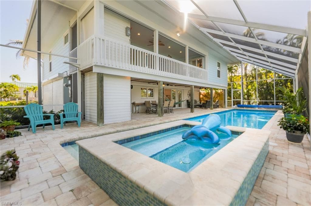 693 Emeril CT, SANIBEL FL 33957-7