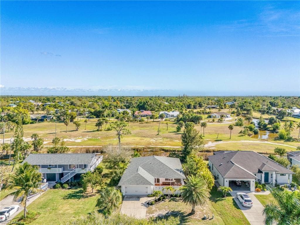 14112 Clubhouse DR, BOKEELIA FL 33922-5