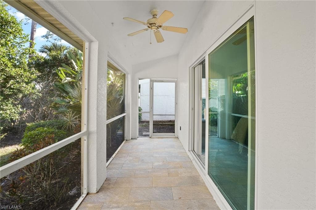 3141 Carriage CIR, NAPLES FL 34105-19