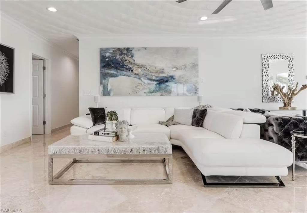 2740 N Beach RD # B, ENGLEWOOD FL 34223-5