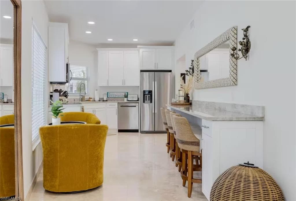 2740 N Beach RD # B, ENGLEWOOD FL 34223-35