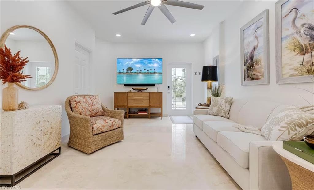 2740 N Beach RD # B, ENGLEWOOD FL 34223-33