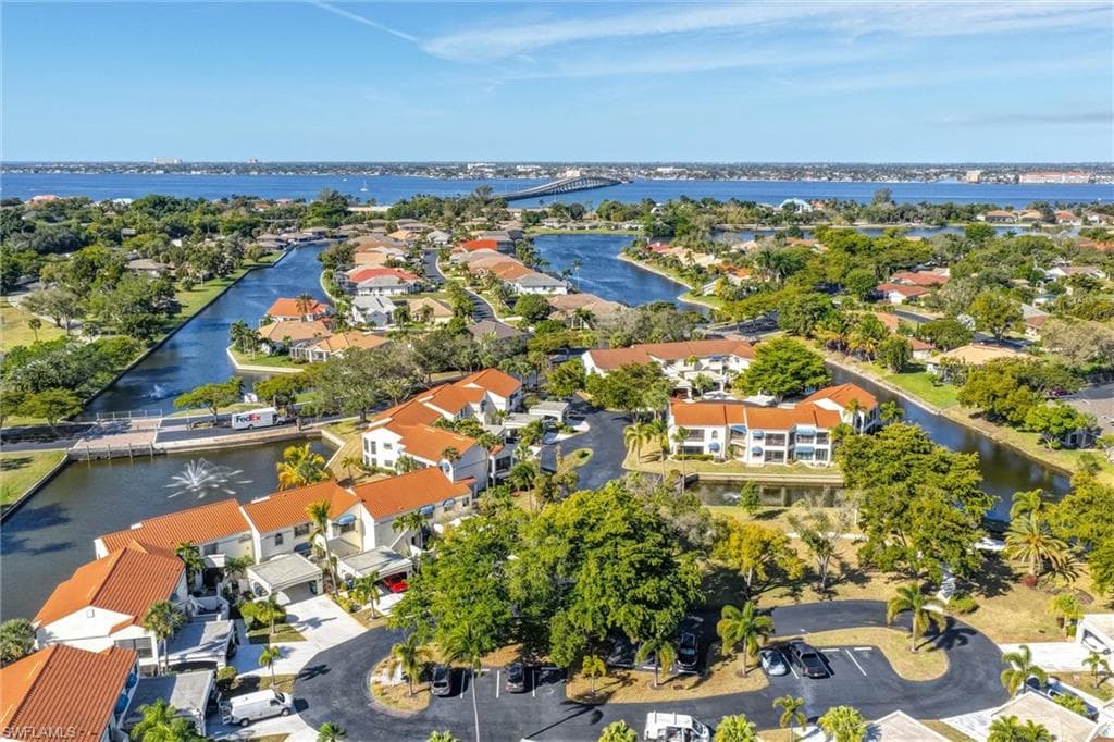 4265 Island CIR # B, FORT MYERS FL 33919-42