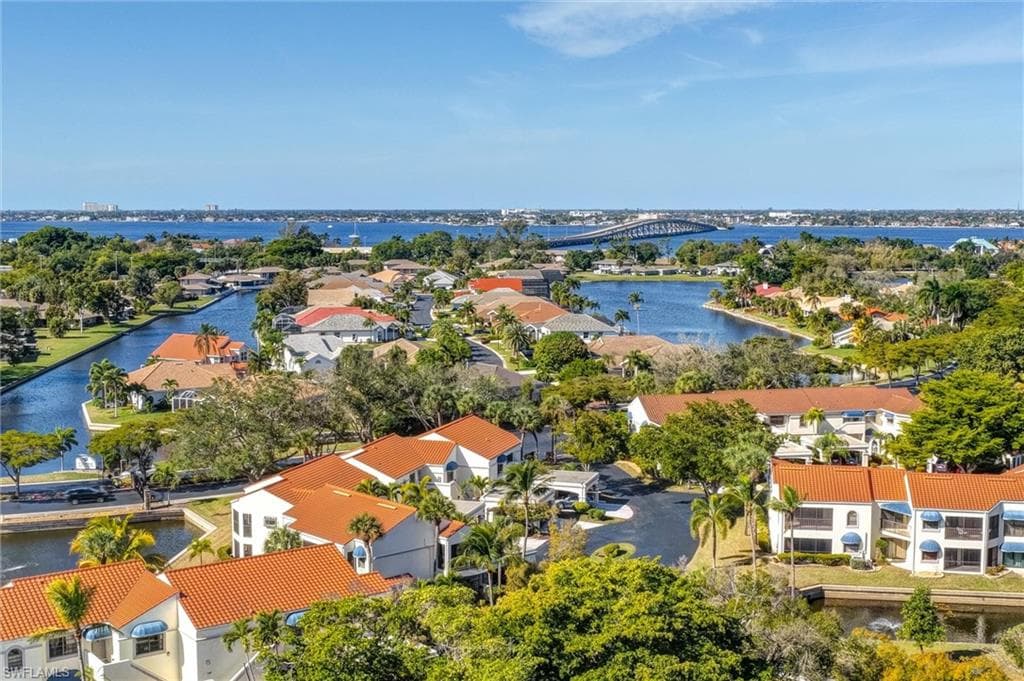 4265 Island CIR # B, FORT MYERS FL 33919-43