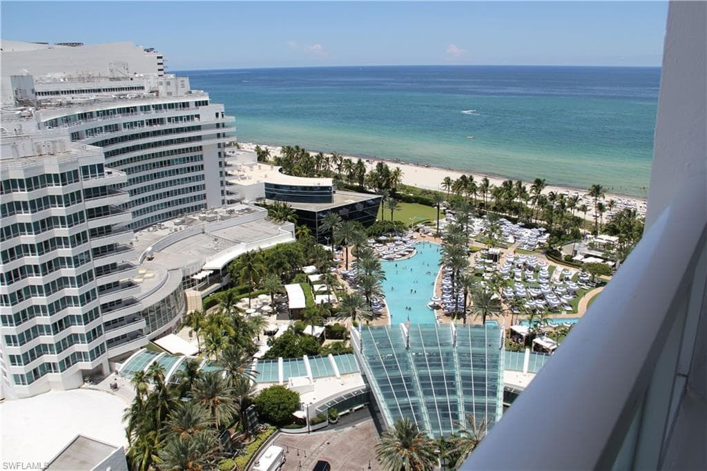 4401 COLLINS AVE, MIAMI BEACH FL 33140-21