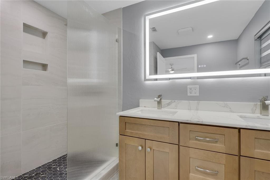 1653 S Fountainhead RD, FORT MYERS FL 33919-16