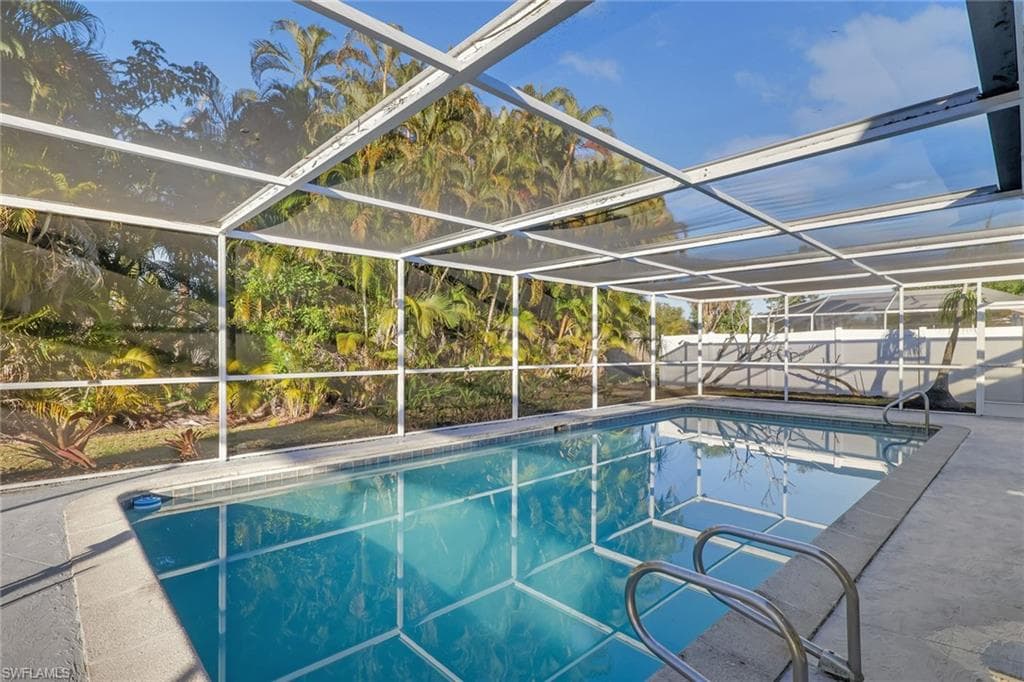 1653 S Fountainhead RD, FORT MYERS FL 33919-4