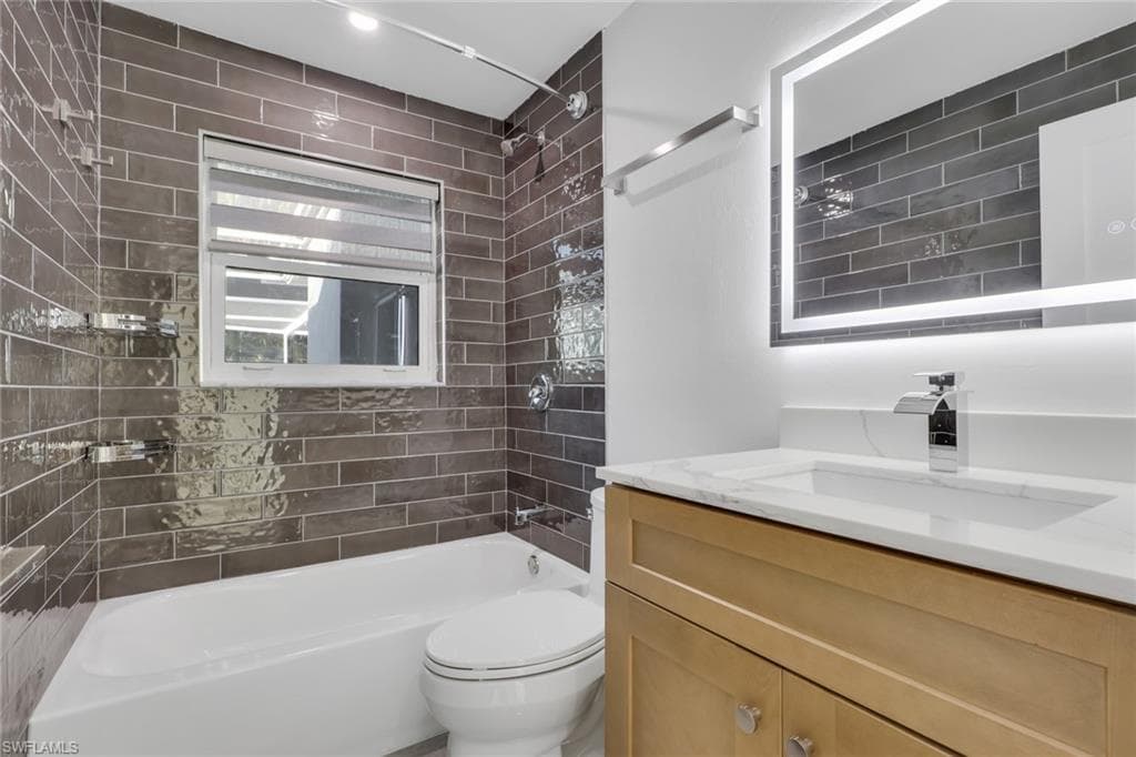 1653 S Fountainhead RD, FORT MYERS FL 33919-13