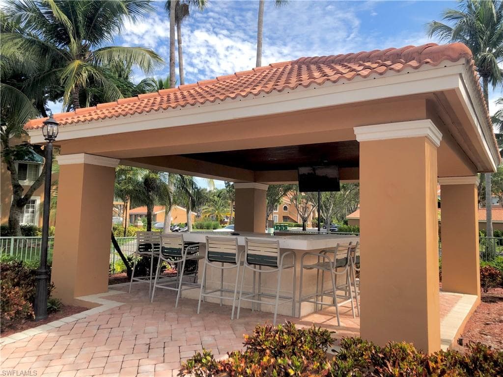 1220 Wildwood Lakes BLVD # 306, NAPLES FL 34104-19