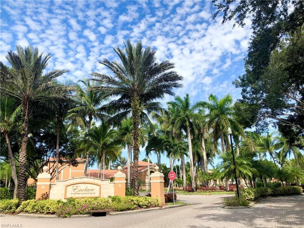 1220 Wildwood Lakes BLVD # 306, NAPLES FL 34104-13