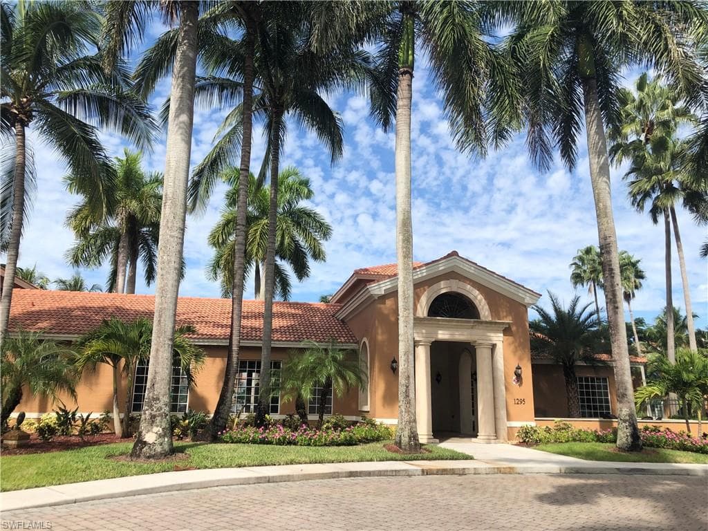 1220 Wildwood Lakes BLVD # 306, NAPLES FL 34104-14