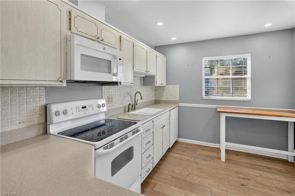 8740 Lueck LN N # 1, FORT MYERS FL 33919-11