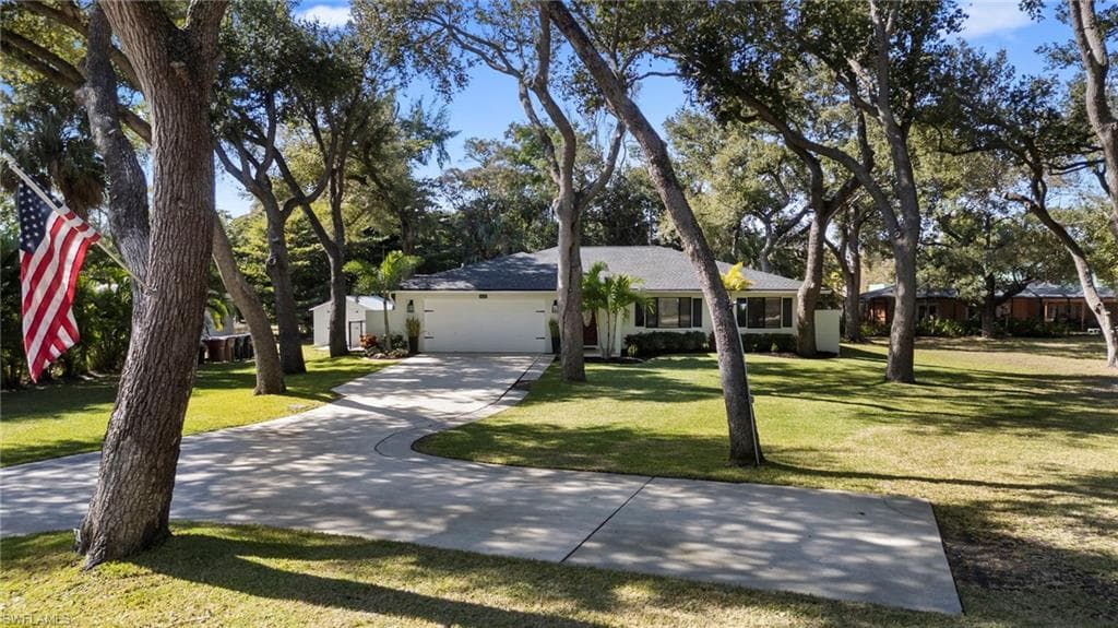 4630 McGregor BLVD, FORT MYERS FL 33901-36