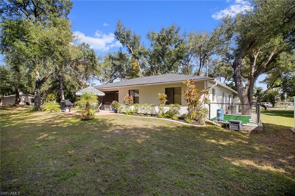 4630 McGregor BLVD, FORT MYERS FL 33901-28