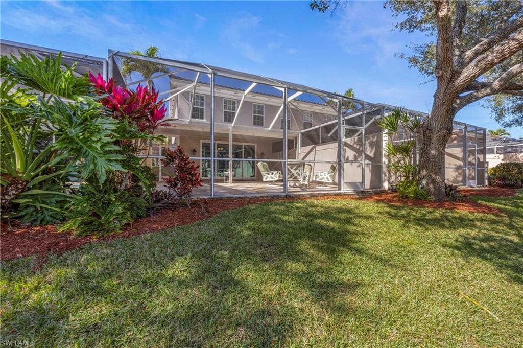 5561 Cove CIR, NAPLES FL 34119-16