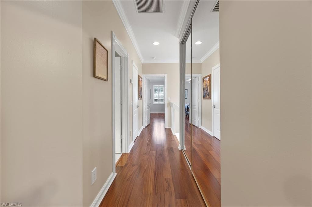 5561 Cove CIR, NAPLES FL 34119-28