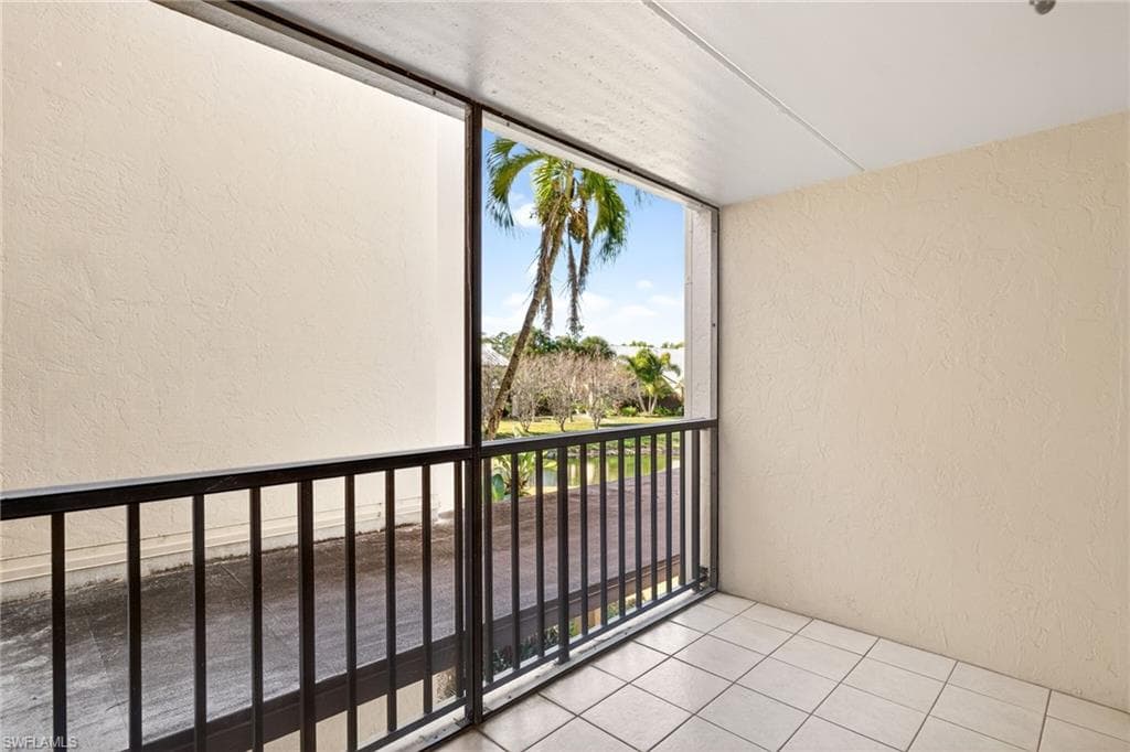 3150 Shorewood LN # 202, FORT MYERS FL 33907-21