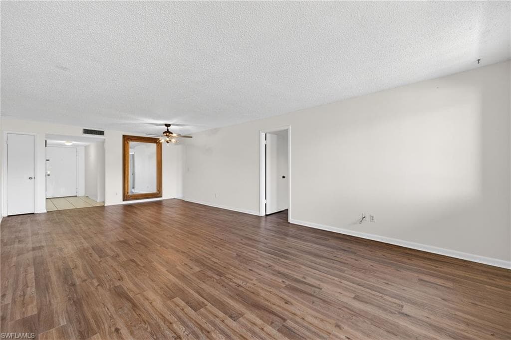 3150 Shorewood LN # 202, FORT MYERS FL 33907-8