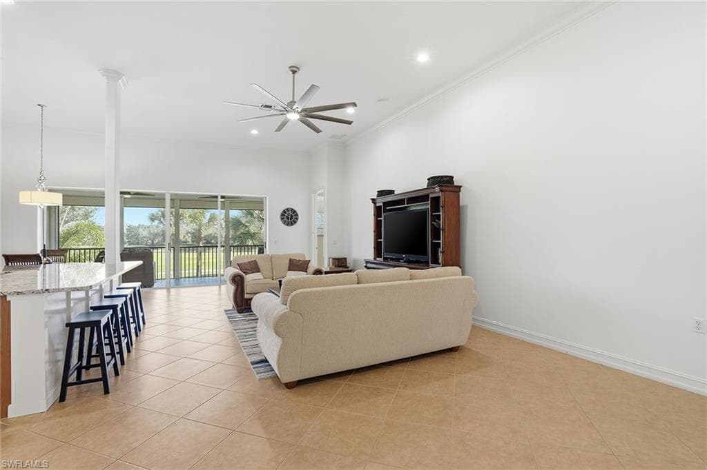 9340 Triana TER # 284, FORT MYERS FL 33912-4