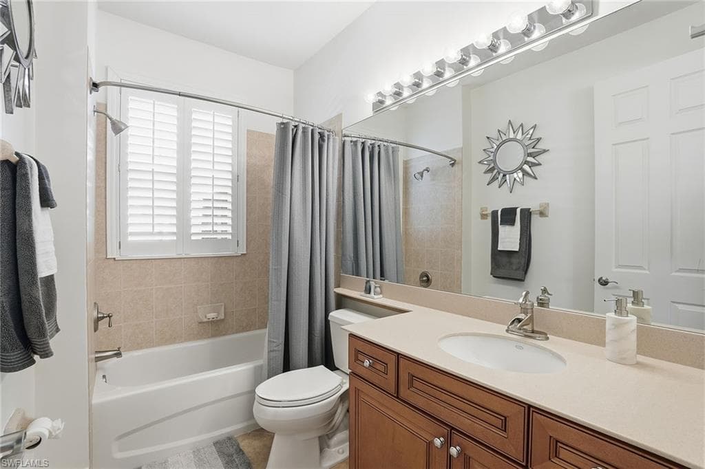 9340 Triana TER # 284, FORT MYERS FL 33912-29
