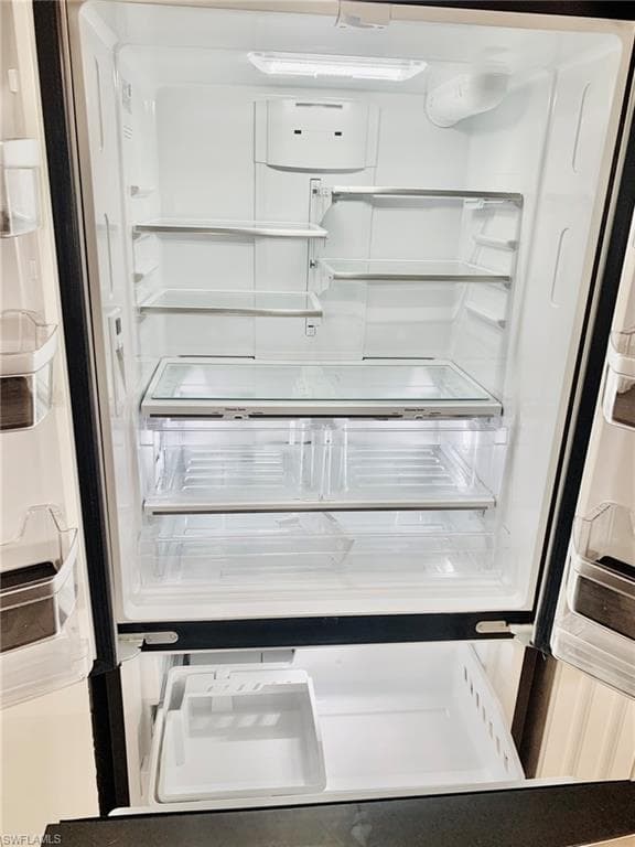 826 Wiggins Pass RD # 214, NAPLES FL 34110-10