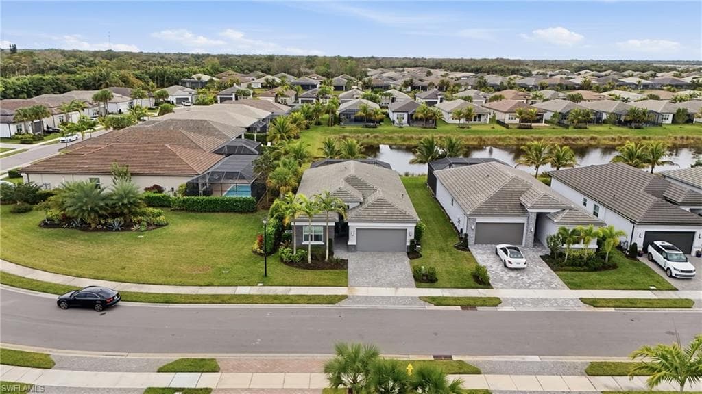 11394 Jacaranda DR, NAPLES FL 34120-42